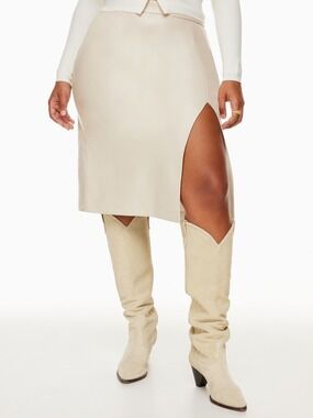 Wilfred Aritzia Patio High-waisted Vegan Leather pencil skirt with Thigh Slit